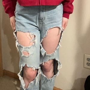WOMENS HIGH WASTED JEAMS
